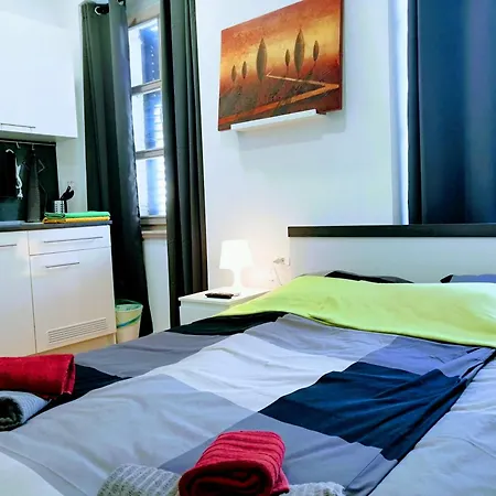 Center Colosseum * Póla